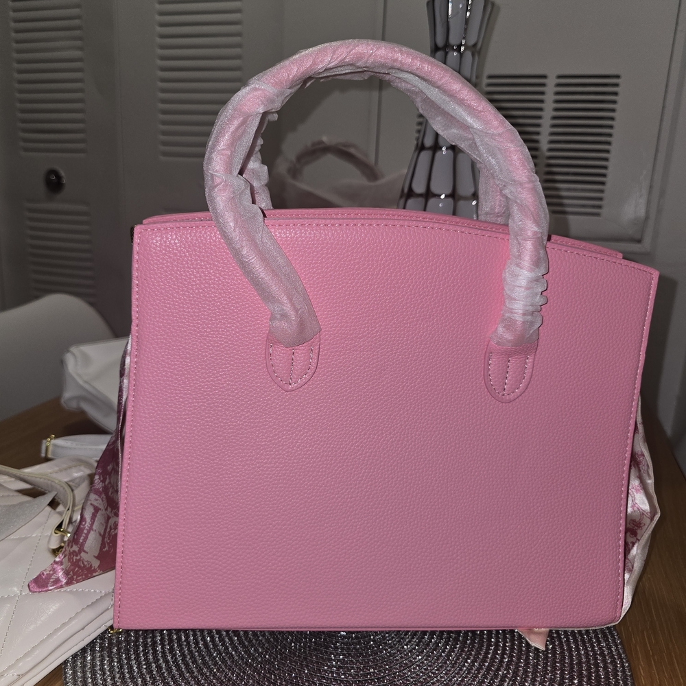 Chic Pink Women's Satchel